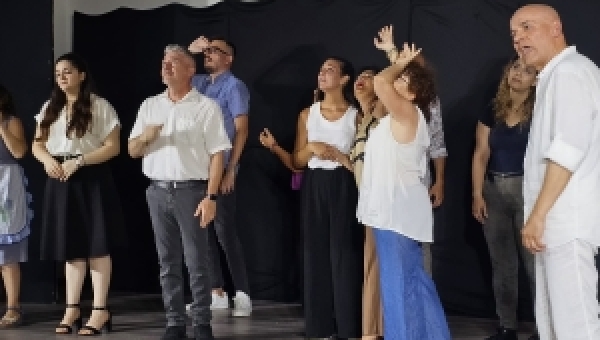 Spettacolo "Legami" arte musica e teatro 4 luglio 2024 I.C. A. Toscanini